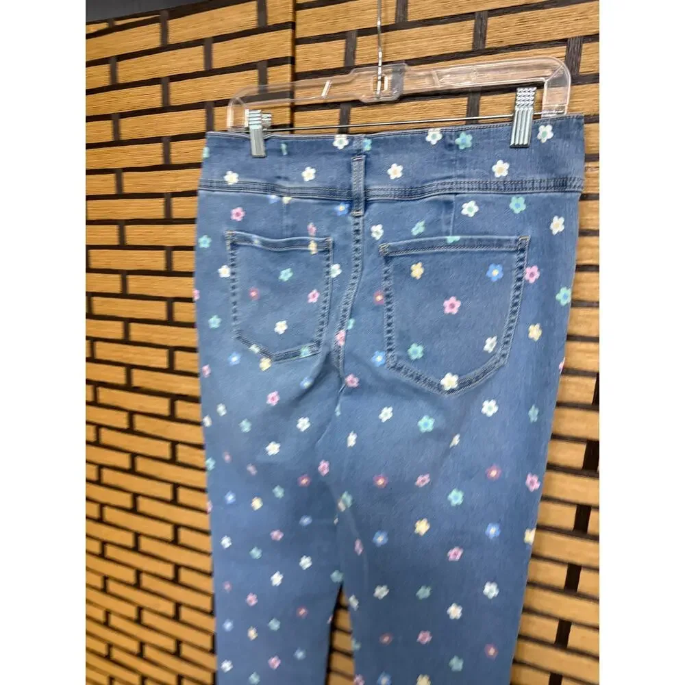 No Boundaries Floral Crop Jeans‎ Size 13